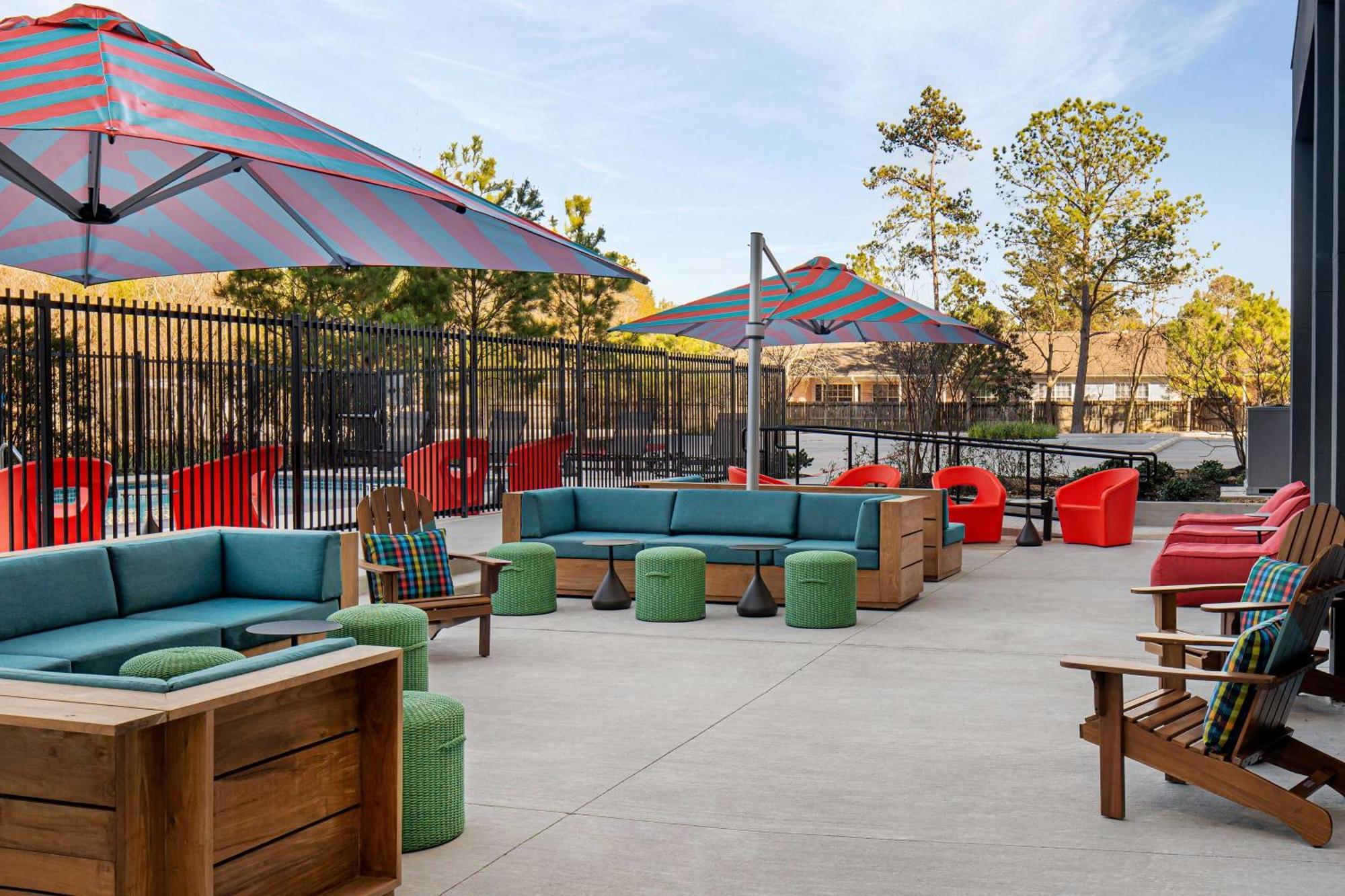 Aloft Houston Shenandoah - The Woodlands Hotel Exterior photo